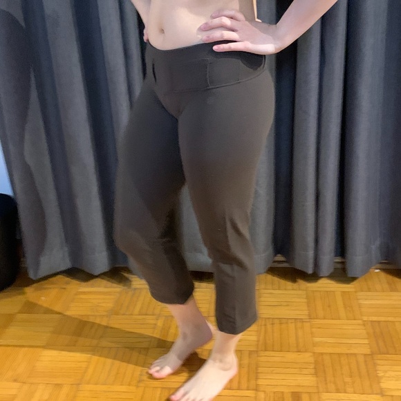 Lululemon capris - Picture 1 of 1